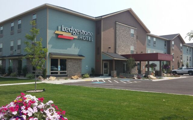 Ledgestone Hotel Vernal