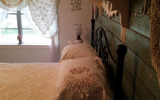 The Hoffmann Vacation Rental Bed & Breakfast