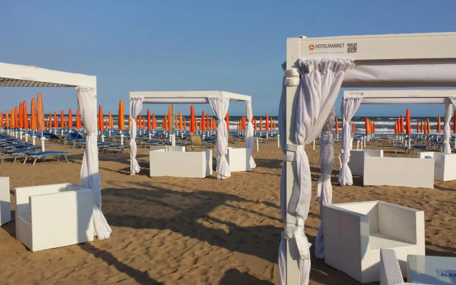 Hotel Serenella