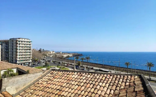 Panoramic Suite***** in the heArt of Catania