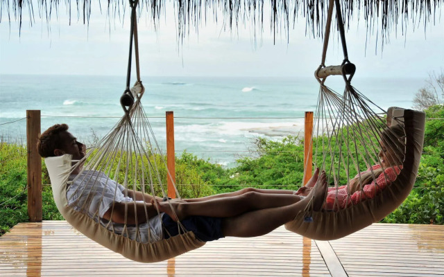 Machangulo Beach Lodge