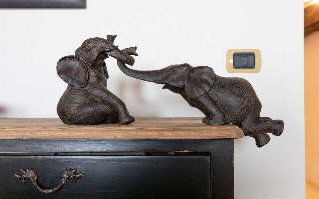 Rome As You Feel - Trevi Luxury Apartment