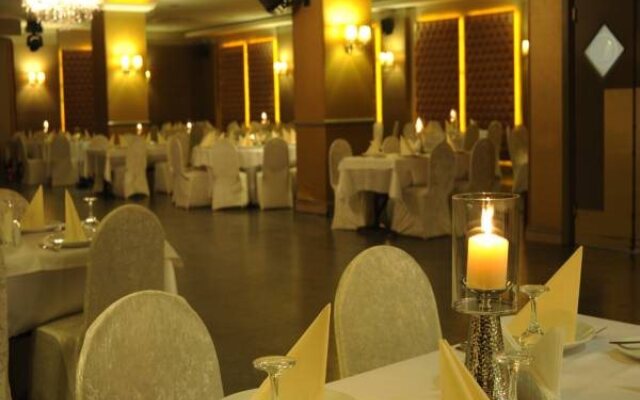 Hotel Basri