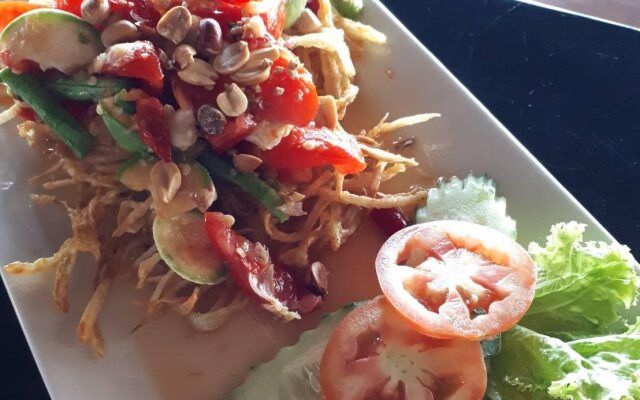 Salad Hut