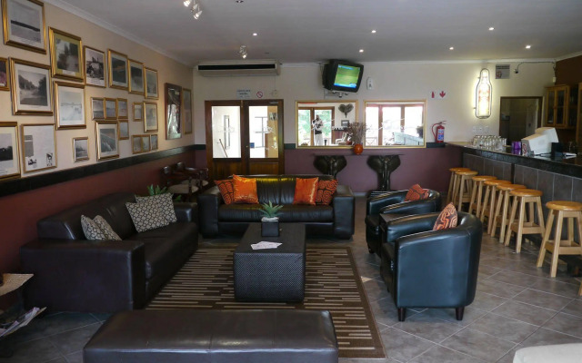 Elephant Lake Hotel
