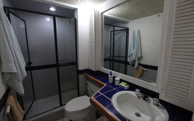 Hospedaje Solymar Edificio Bay Point apto 703