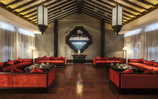Yurun Hanyuelou Villa Resort