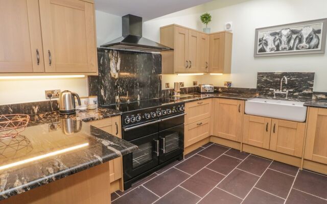 Bryn Derwen Coach House