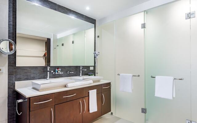 Casa Flamingo 2 Bedroom Condo by Redawning