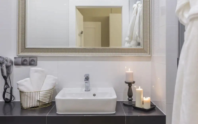 Feniks Fragola Apartments