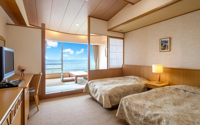 Mikazuki Sea-Park Hotel Katsuura — 3-star hotel in Katsuura