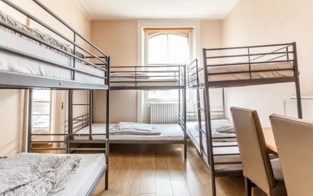 Atlas Hostel