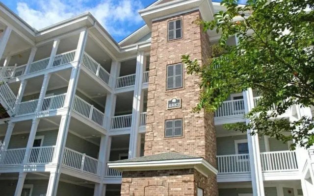 Magnolia Pointe Three-bedroom Apartment 301-4882