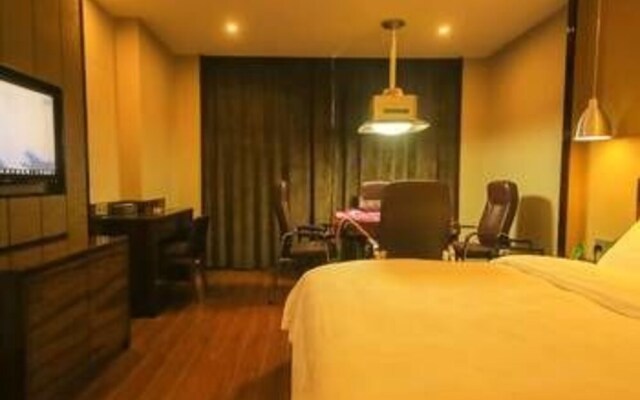 Haiwen Theme Couple Art Hotel