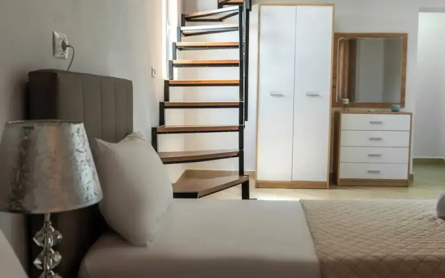 Atlantis Hotel & Apartments - Hotel in Ksamil - Photo 3