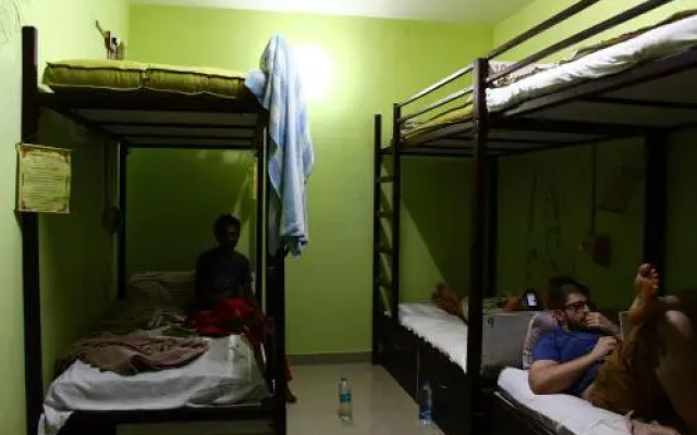 Jugaadus' Eco Hostel