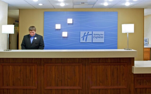 Holiday Inn Express & Suites Austin South by IHG