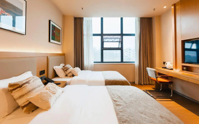 Jintang Chuangminglijing Hotel