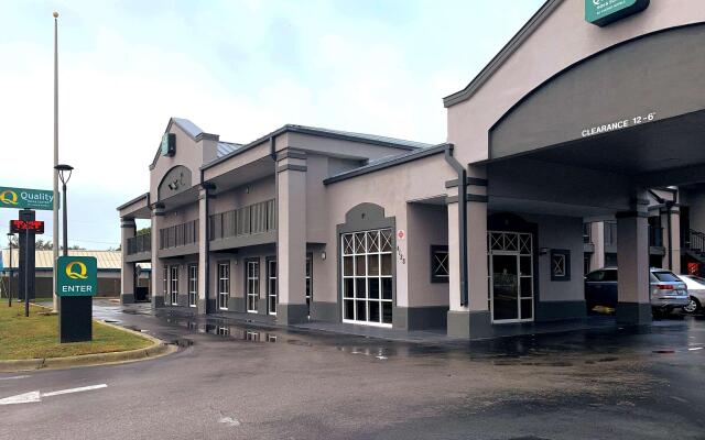 Quality Inn & Suites near Panama City Beach