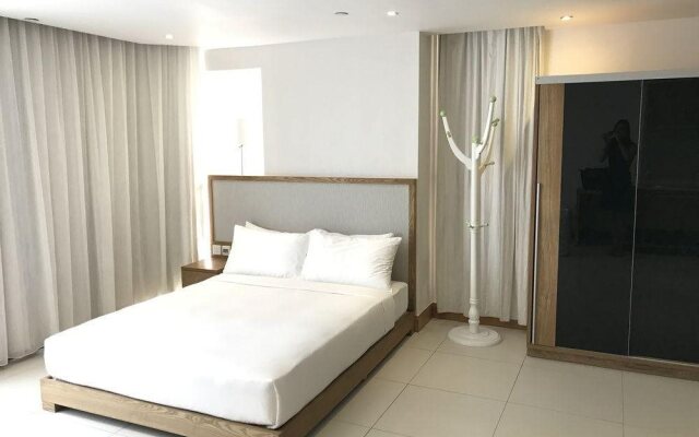 Largos Residences