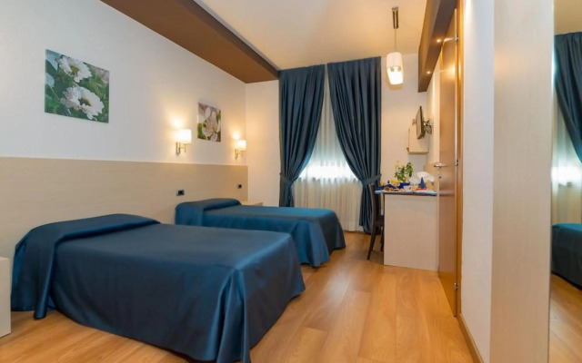 Sam Hotel