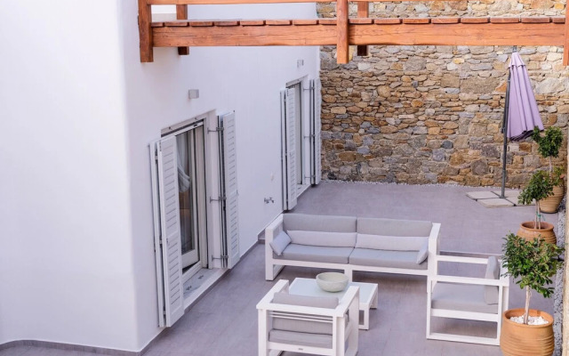 Lux Villa, 5 Master BR, Private Pool, Sunset View!