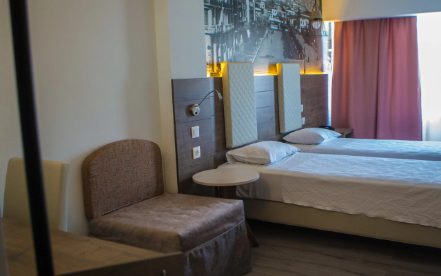 Metropolitan Hotel