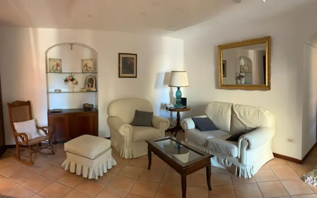 Annygiò House - De Vivo Realty