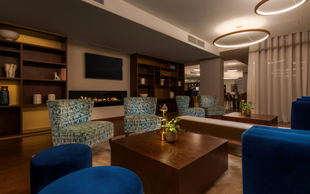 Boeira Garden Hotel Porto Gaia, Curio Collection by Hilton