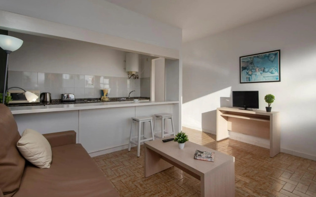 Rocas Blancas Apartments