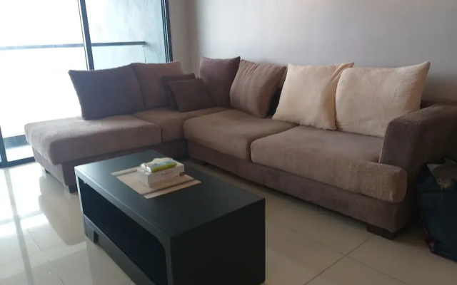 Raffles Suites Homestay