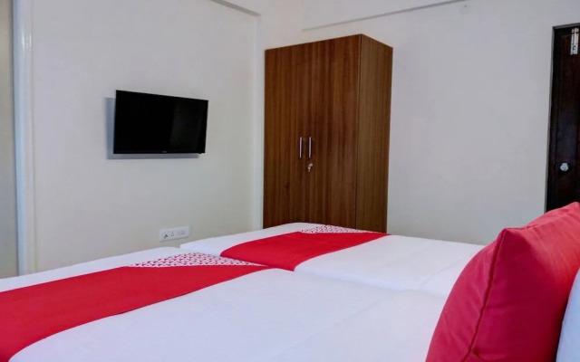 Hotel 12 Degree West by OYO Rooms