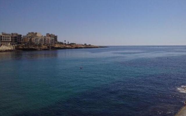 The April Maisonette