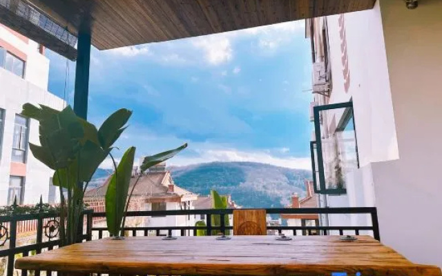 Qianyu Shanshe Inn (Xishuangbanna Jinghong Gaozhuang Xishuangjing Star Night Market) – Restaurant – Xishuangbanna