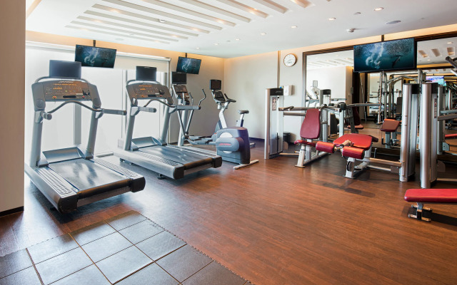 Centro Al Manhal by Rotana