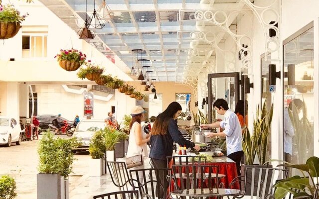 Saigontourane Hotel