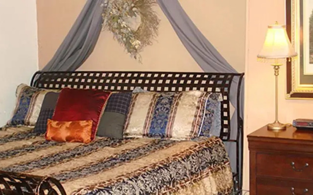 Clinton Street Bed & Breakfast
