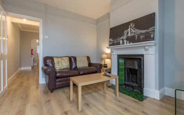 3 Bed House in Town - Stanley Street