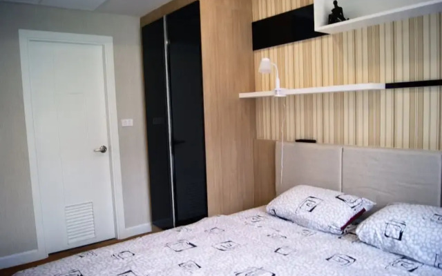 Dusit Grand Park by Lurii