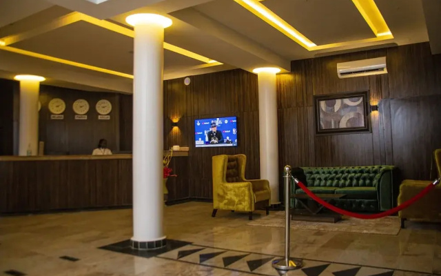 Vinpy Hotels