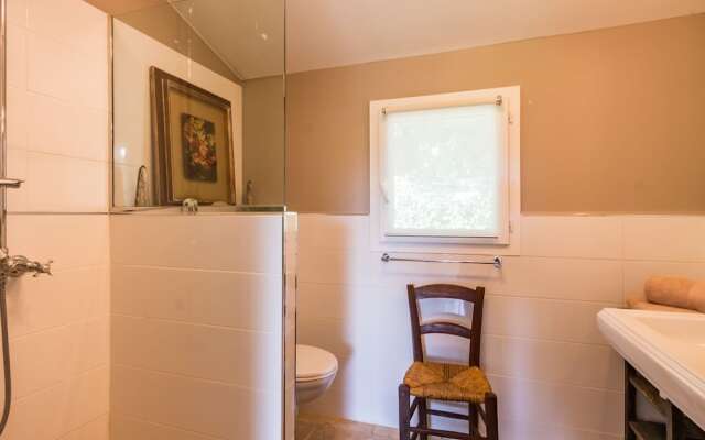 Beautiful Villa in Paradou With Swimming Pool