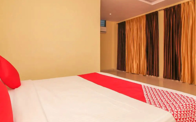 OYO 7343 Al Shareef Palace