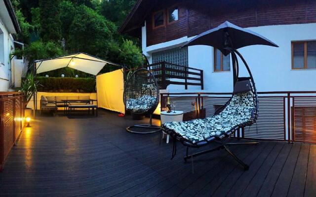 Smart Suite Poienii
