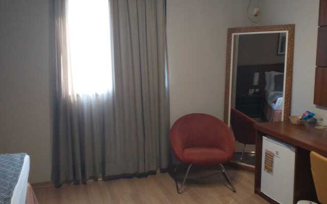 Class Hotel Varginha