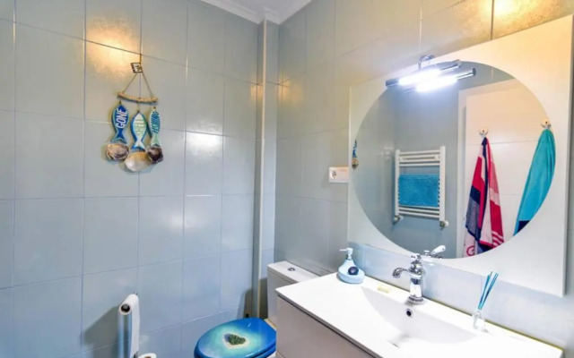 ¡Nuevo! Coqueto y cómodo apartamento con piscina y padel