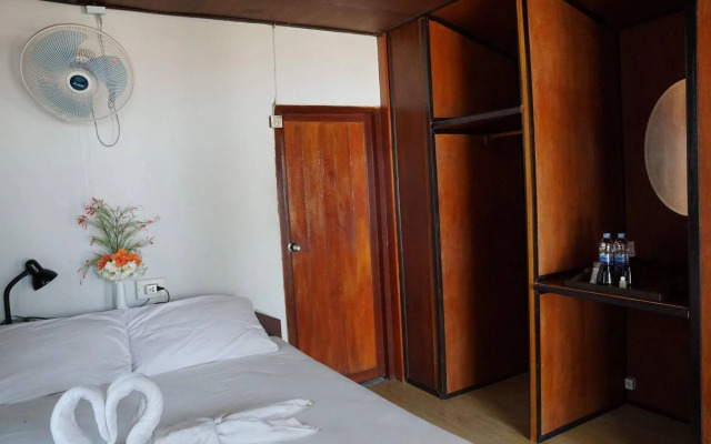 Laemson Resort