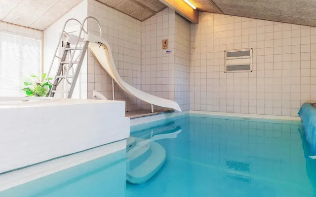 4 Star Holiday Home in Vaeggerlose