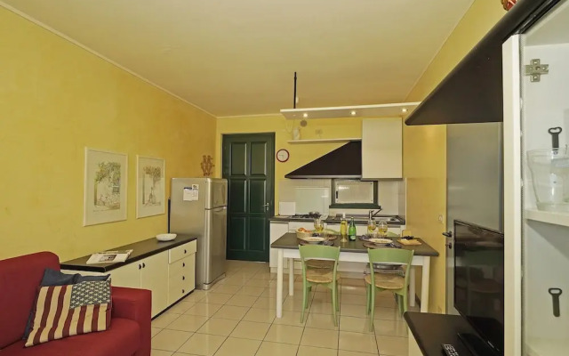 Il Porticciolo P1-12