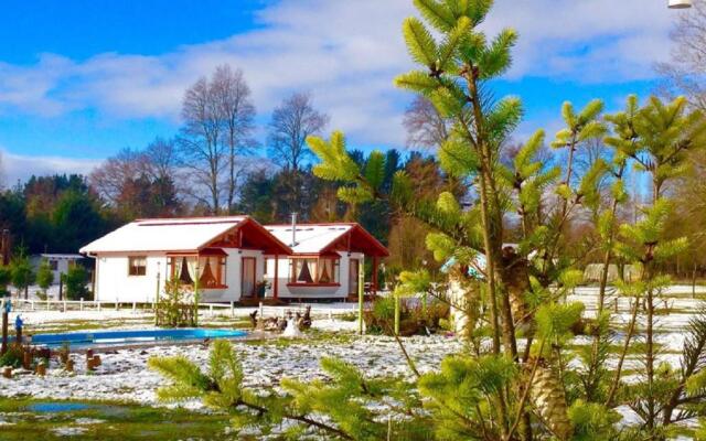 Arriendo de Cabañas con Piscina y Entorno Natural, Villarrica