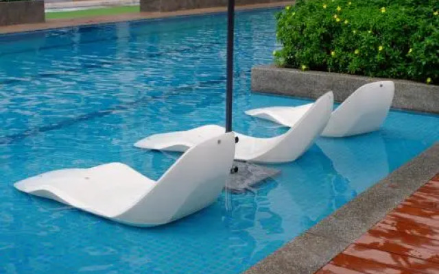 Adra suites @ Timurbay Seafront Residence